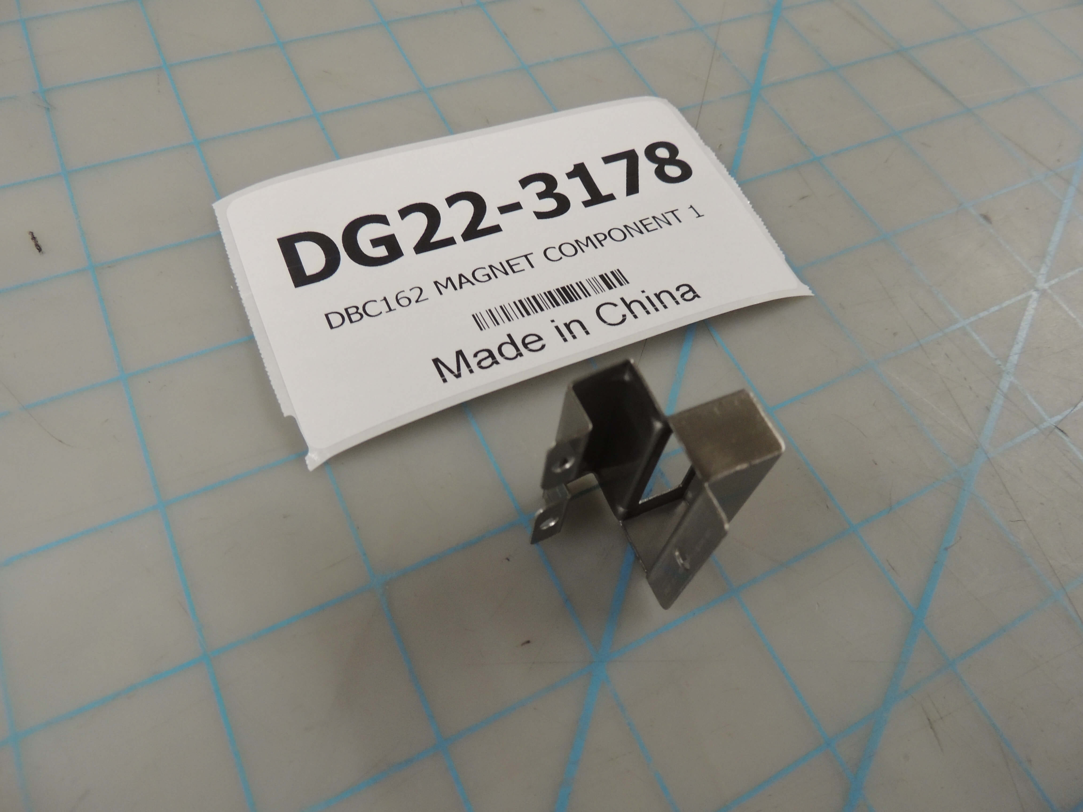 DBC162 MAGNET COMPONENT 1